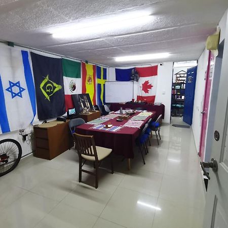 777 Lenderman Hostal 777 Cancun Dış mekan fotoğraf