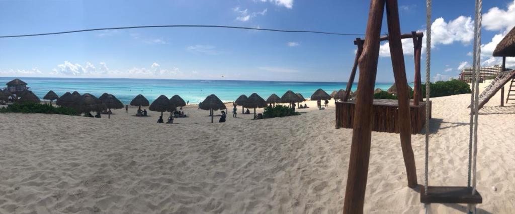 777 Lenderman Hostal 777 Cancun Dış mekan fotoğraf